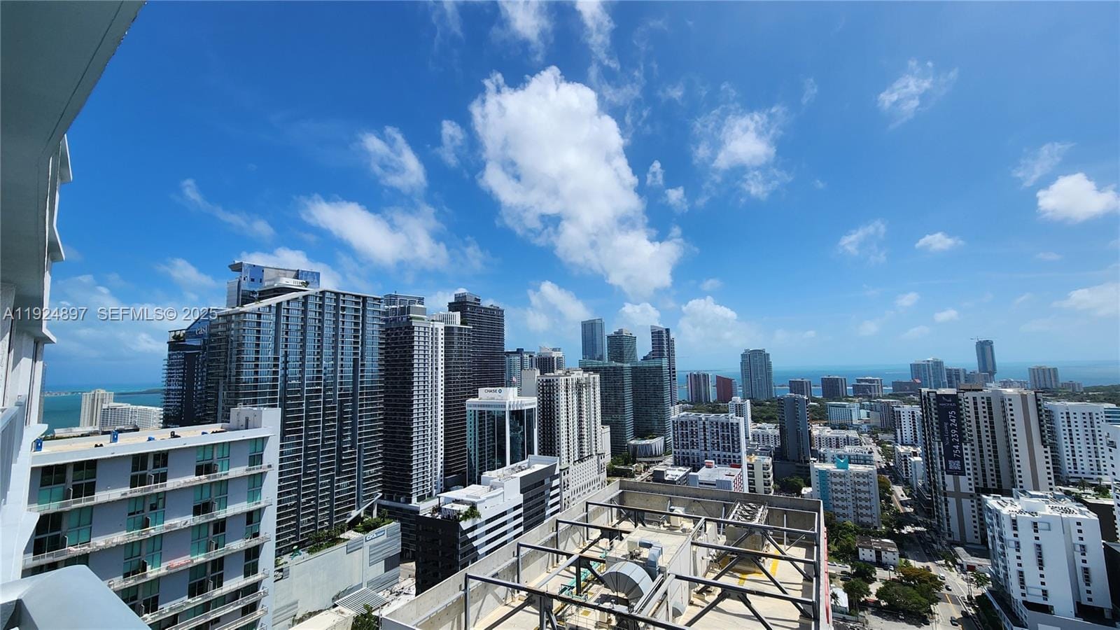 185 SW 7th Street 3814, Miami, FL 33130 photo 15