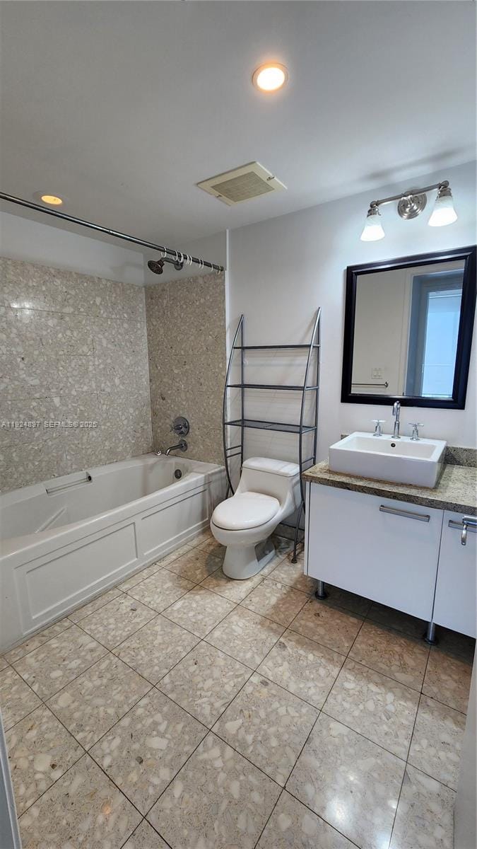 185 SW 7th Street 3814, Miami, FL 33130 photo 9