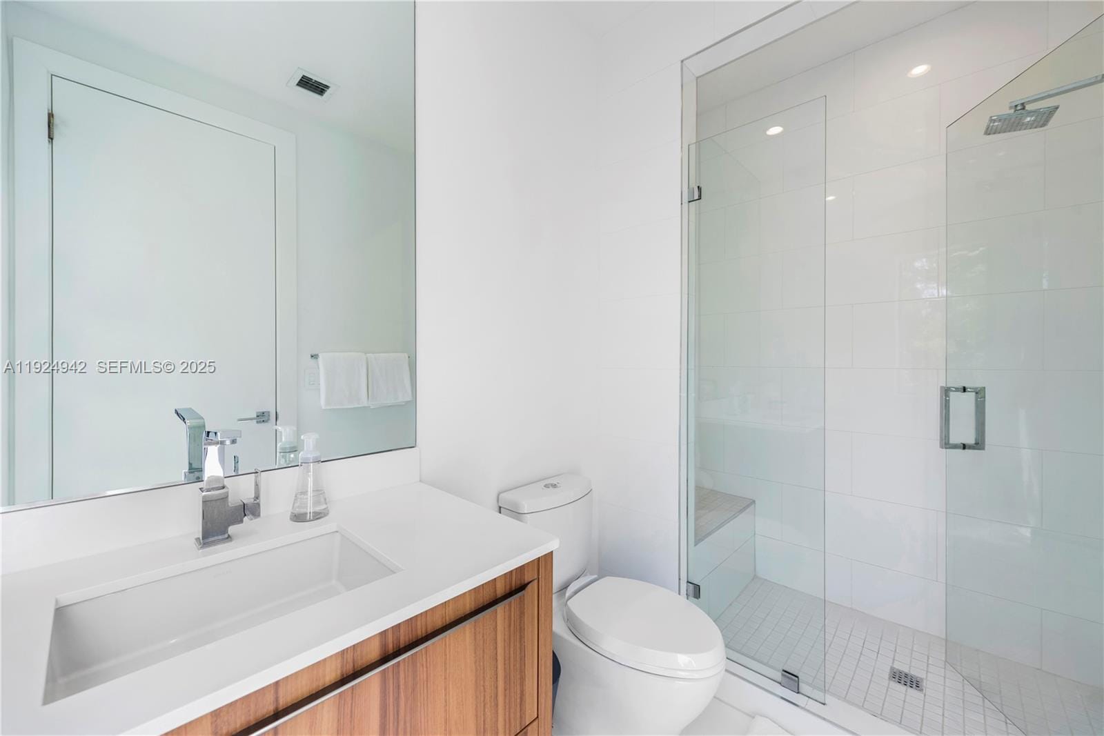 310 SE 11th Avenue, Fort Lauderdale, FL 33301 photo 27