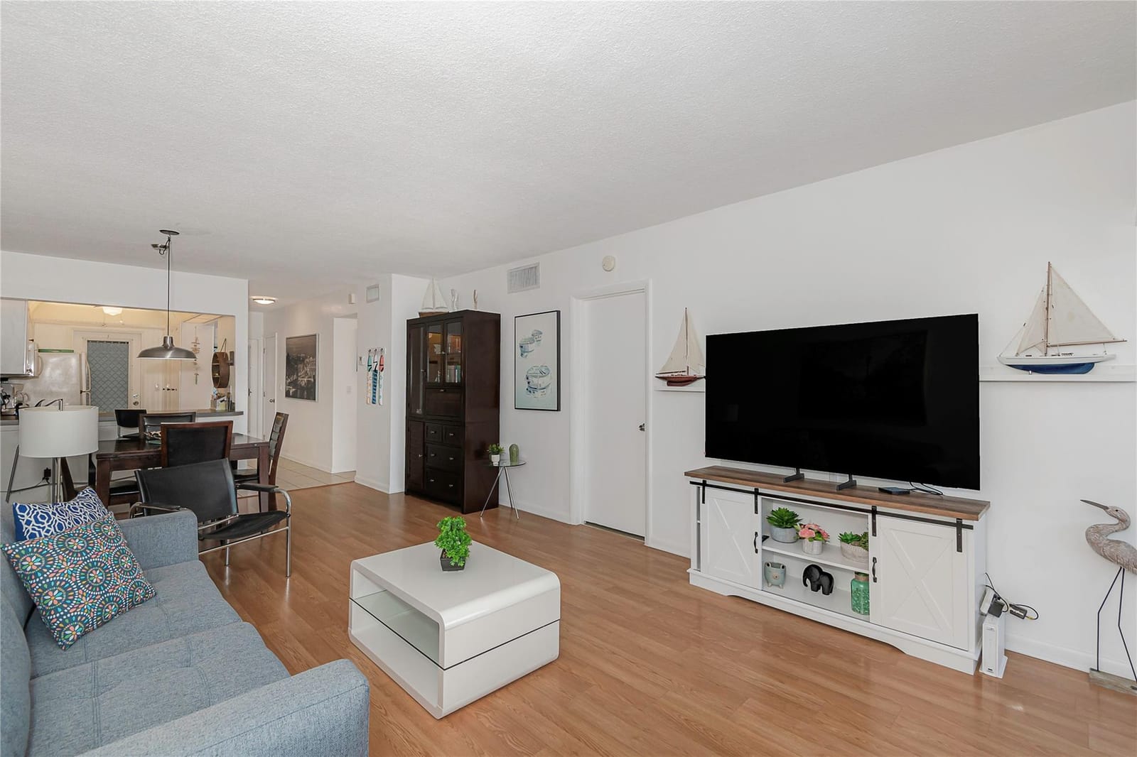 470 Paradise Isle Boulevard 204 — photo 11