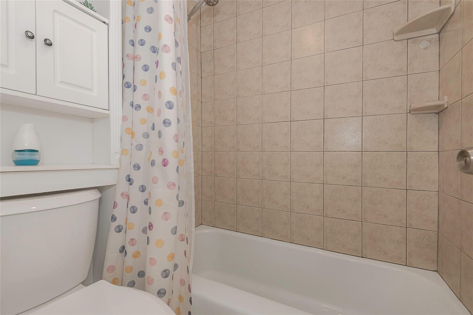 470 Paradise Isle Boulevard 204, Hallandale Beach, FL 33009 photo 15