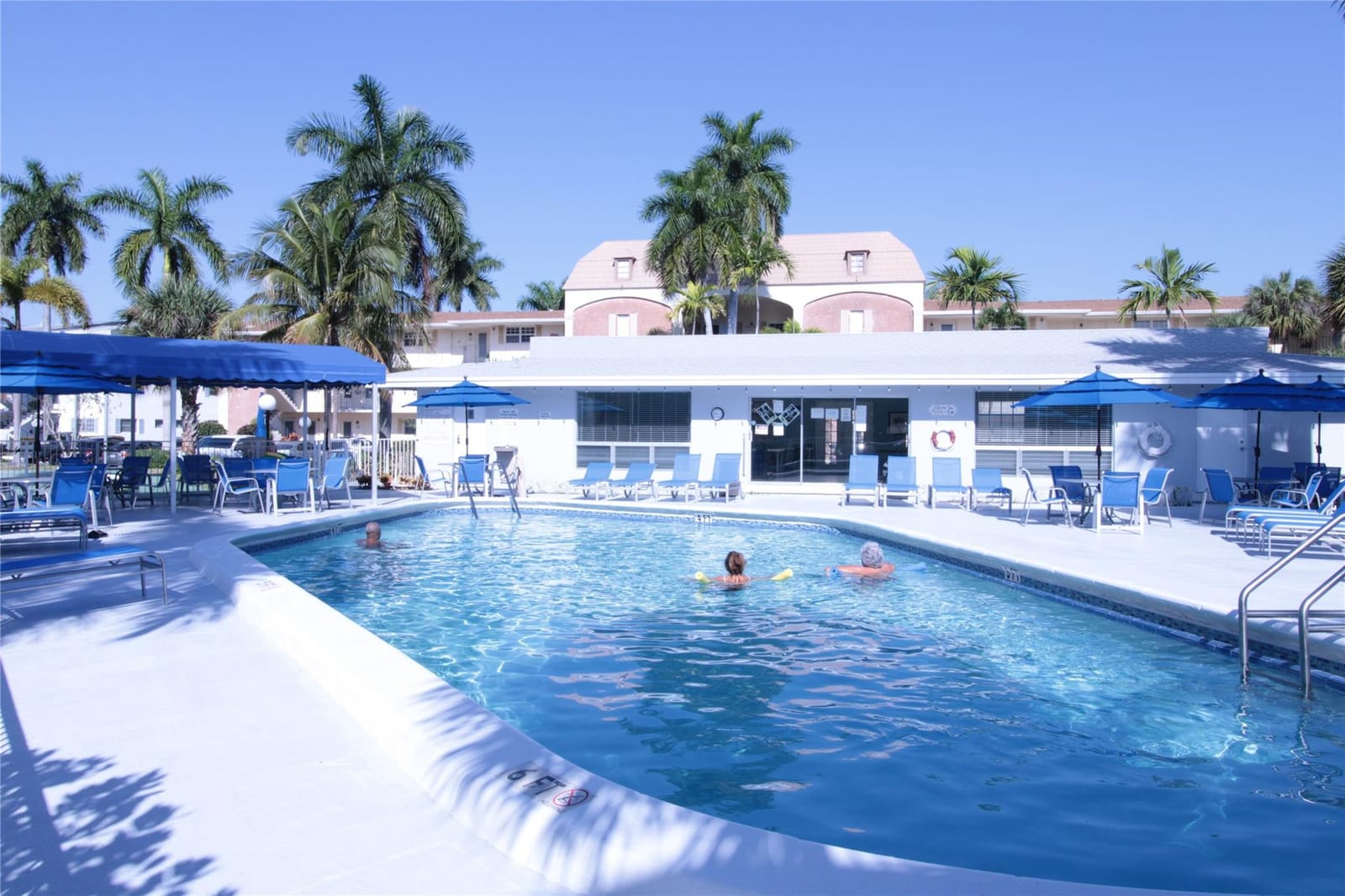 470 Paradise Isle Boulevard 204, Hallandale Beach, FL 33009 photo 21