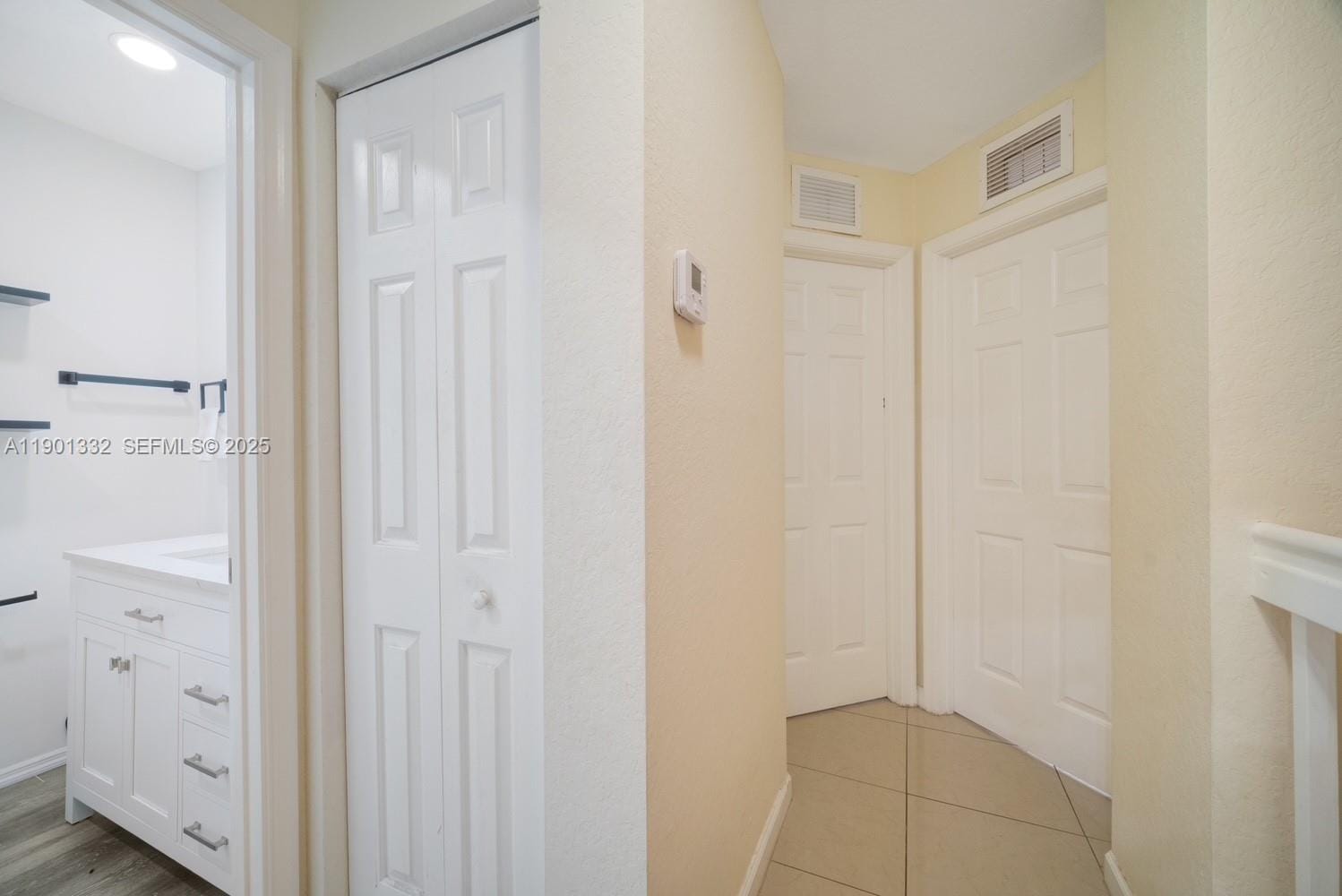 5413 SW 41st Street, Pembroke Park, FL 33023 photo 9