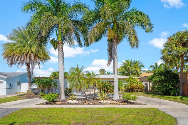 201 SE 12th Street, Pompano Beach, FL 33060