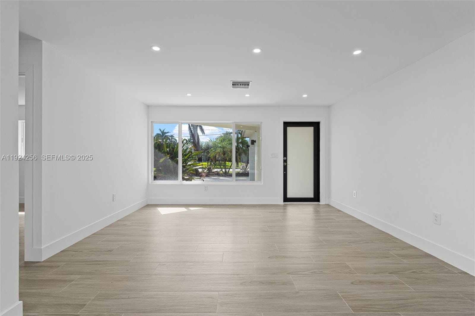 201 SE 12th Street, Pompano Beach, FL 33060 photo 13