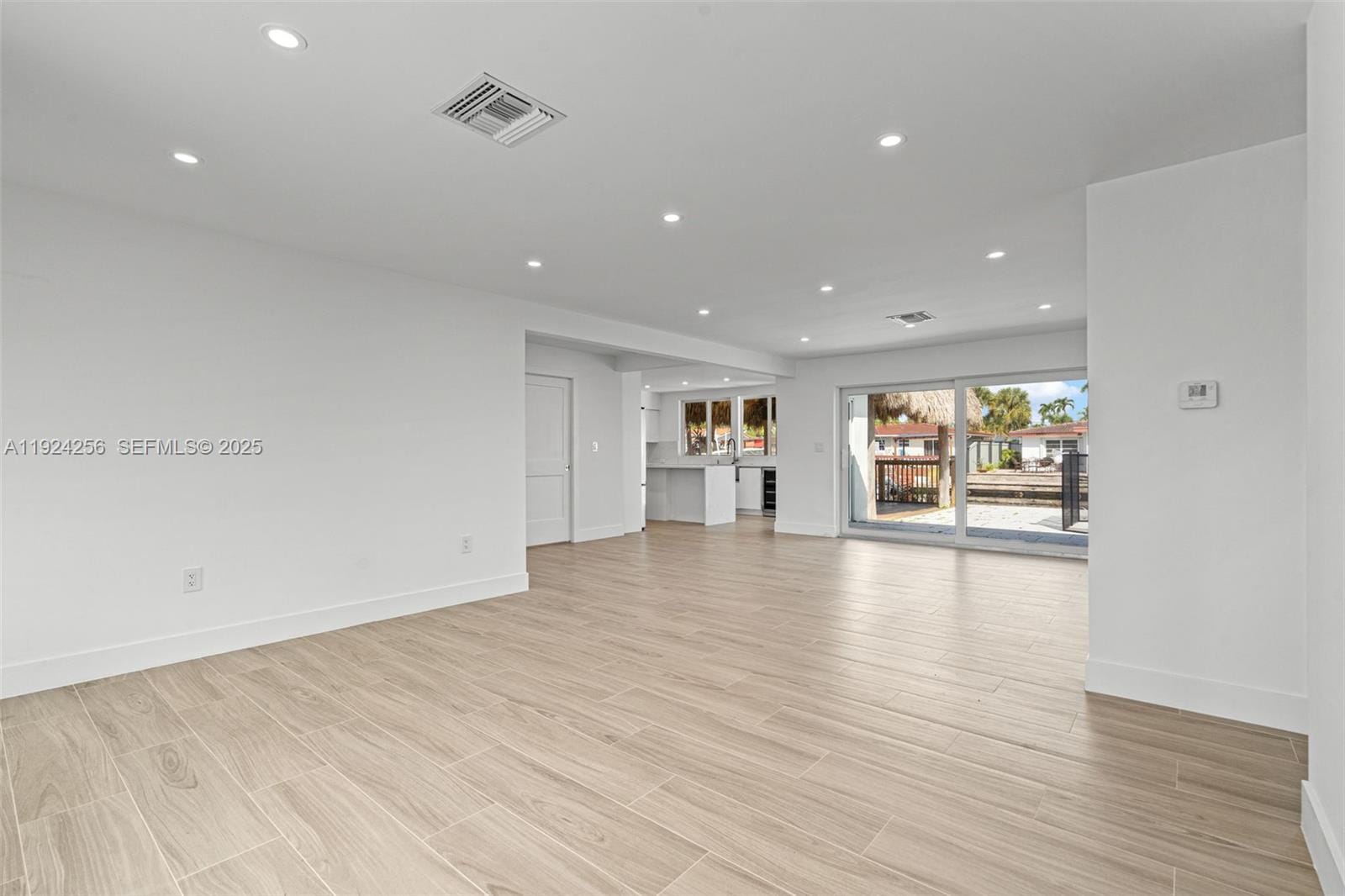 201 SE 12th Street, Pompano Beach, FL 33060 photo 8