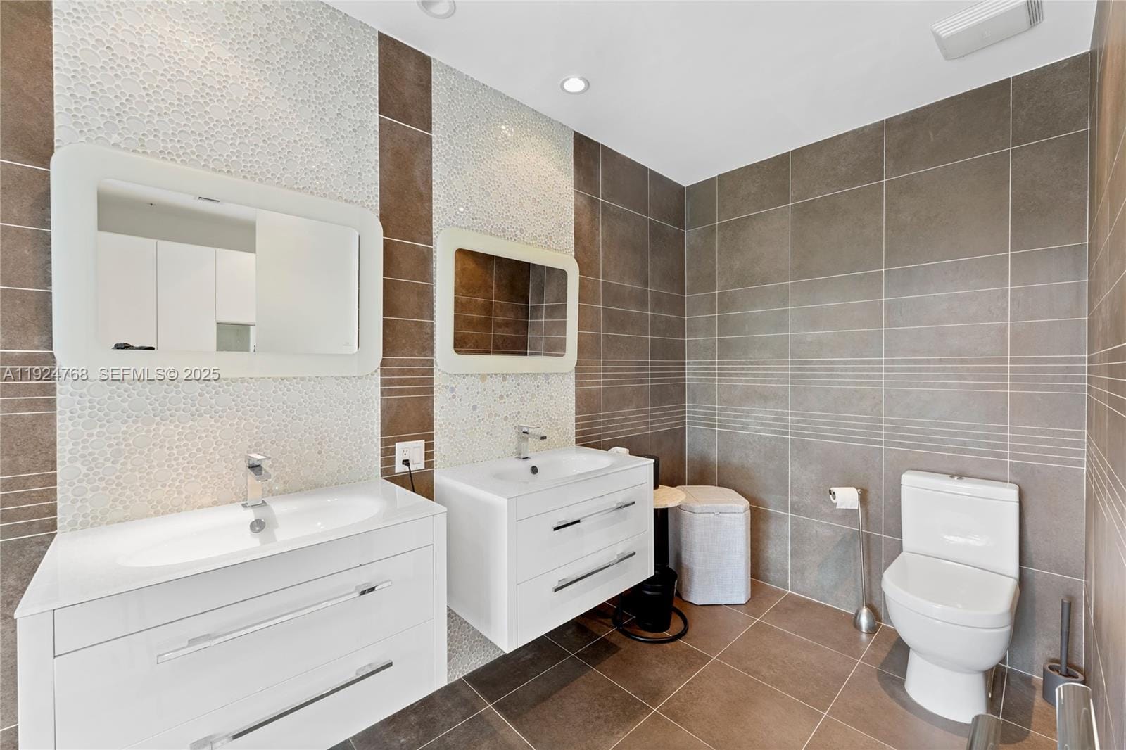 2100 Park Avenue 201 — photo 11