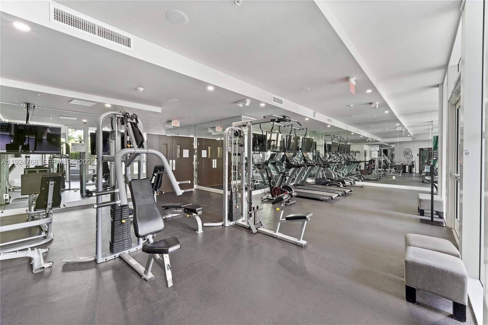 2100 Park Avenue 201, Miami Beach, FL 33139 photo 18