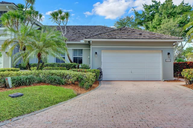 5885 NW 40th Terrace, Boca Raton, FL 33496