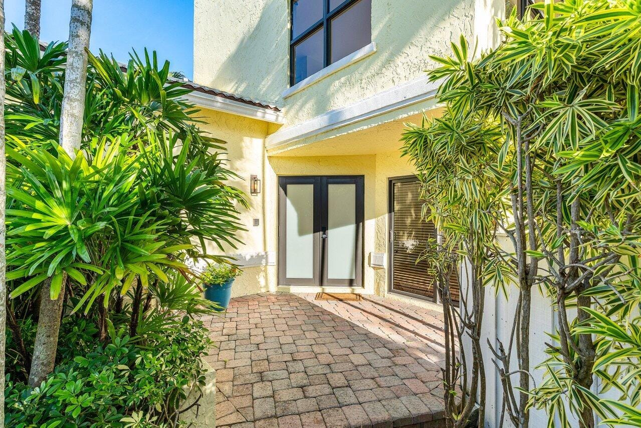 5109 N Ocean Boulevard H, Ocean Ridge, FL 33435 photo 2