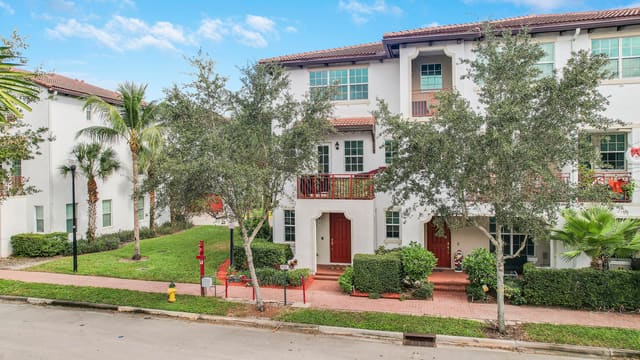 2900 SW 119th Way, Miramar, FL 33025