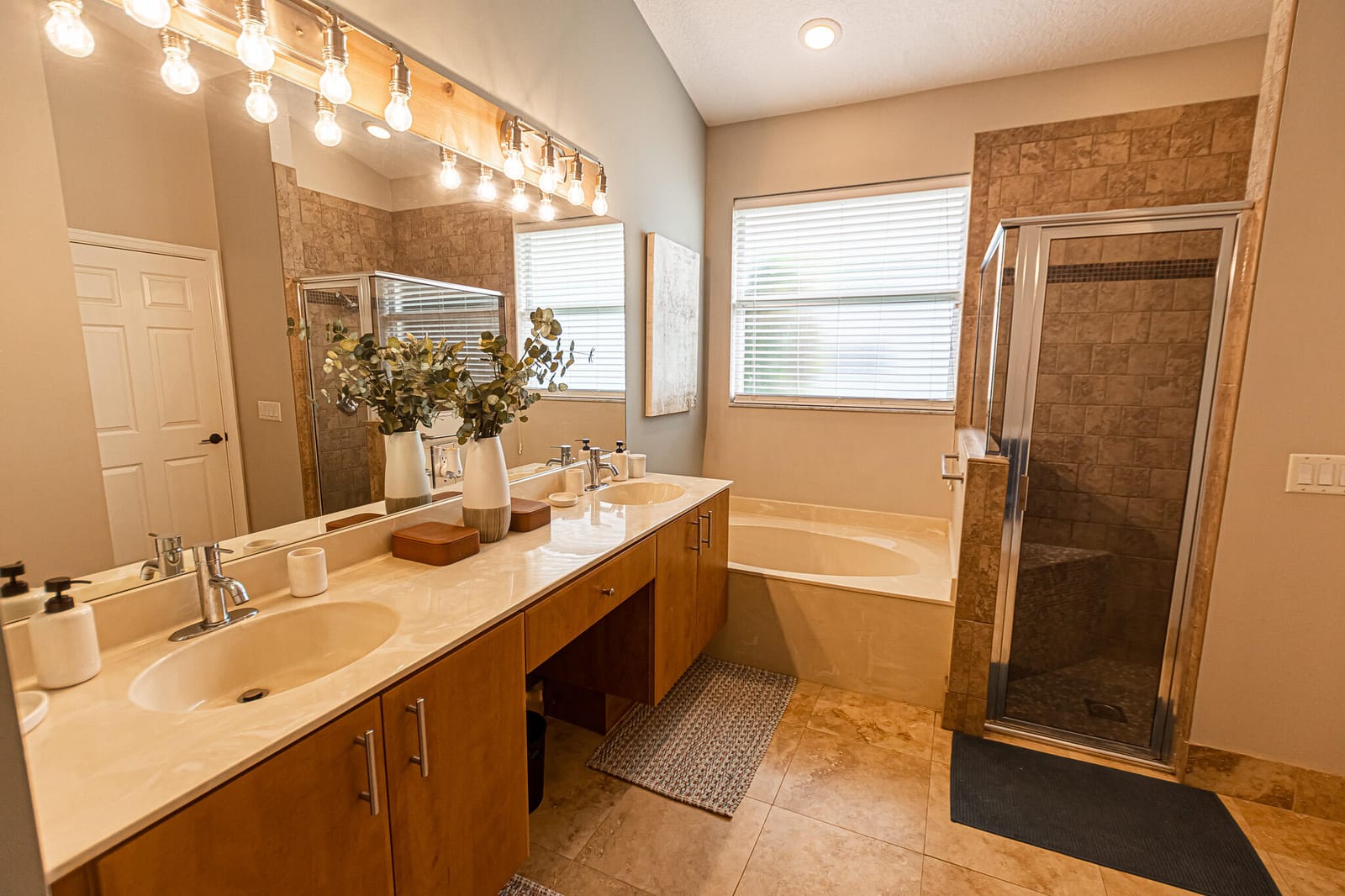 119 NW Willow Grove Avenue — photo 10