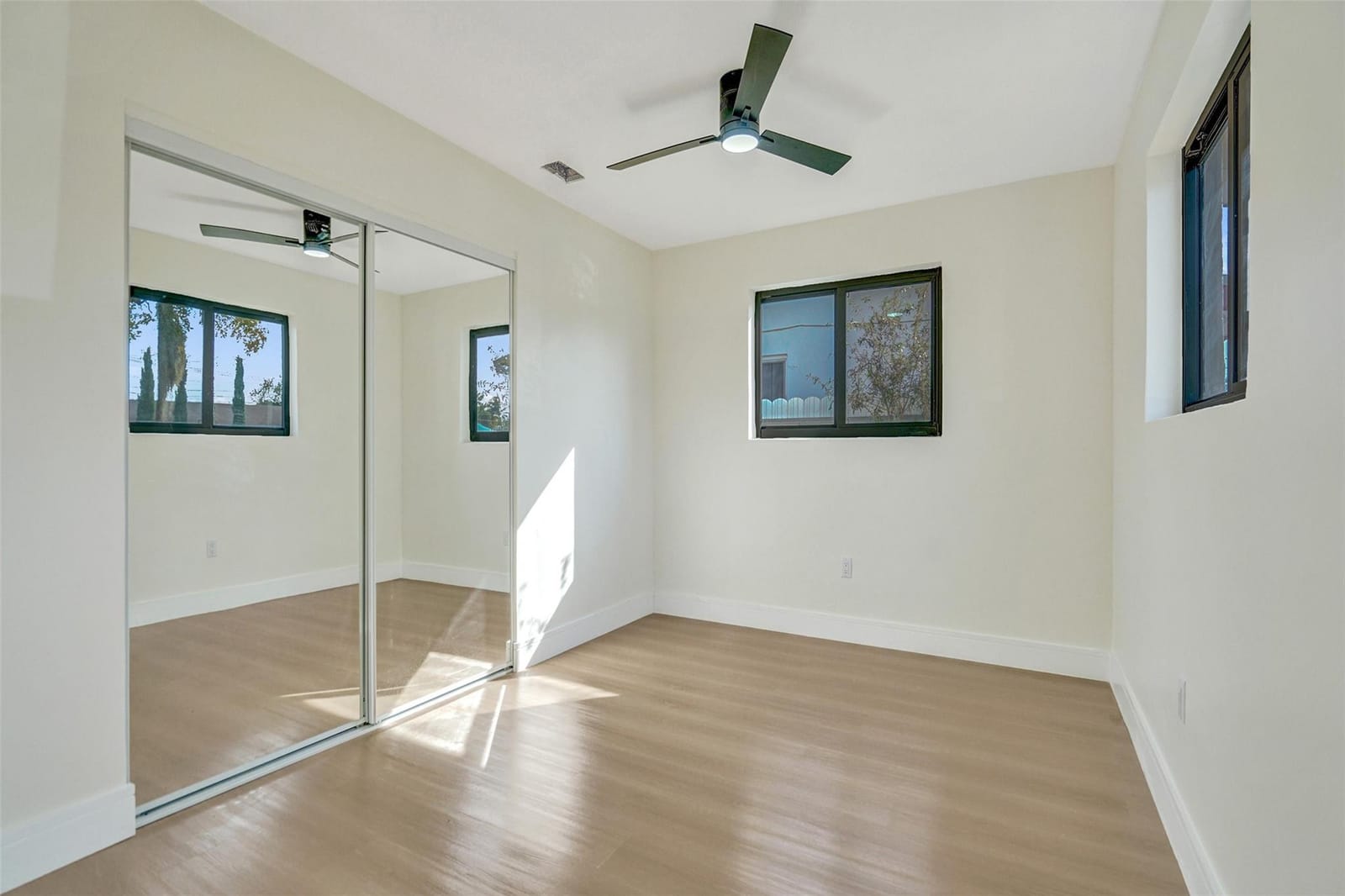 2331 Nassau Drive, Miramar, FL 33023 photo 19