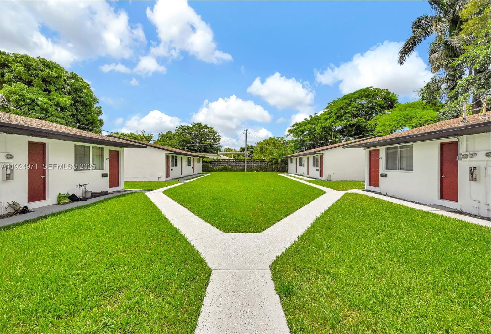 60 NW 161st Street, Miami, FL 33169 photo 11