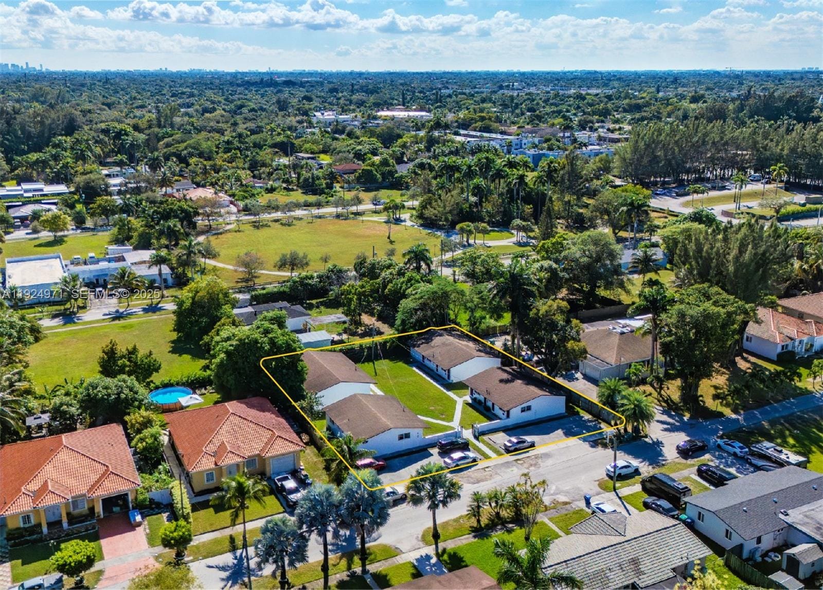 60 NW 161st Street, Miami, FL 33169 photo 20