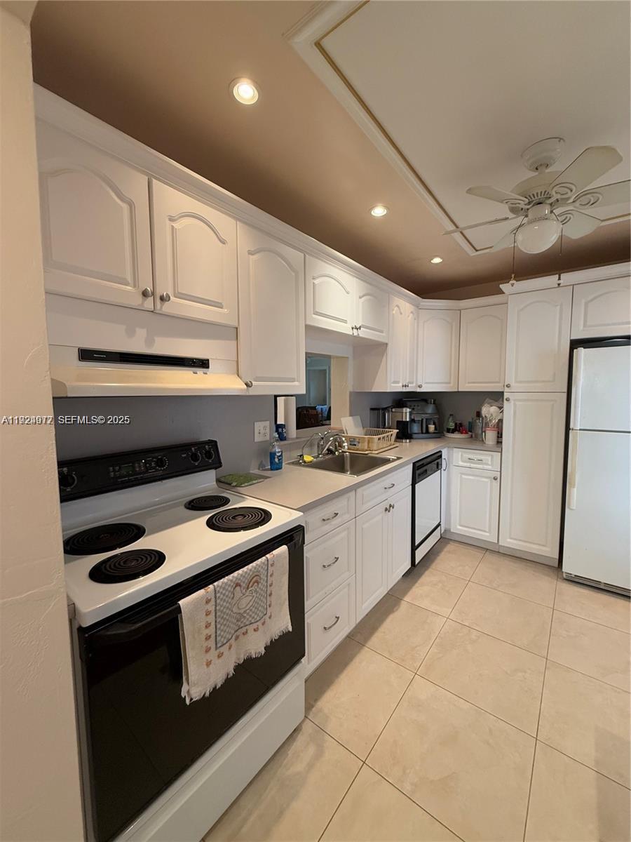 4270 NW 40th Street 202, Lauderdale Lakes, FL 33319, Lauderdale Lakes