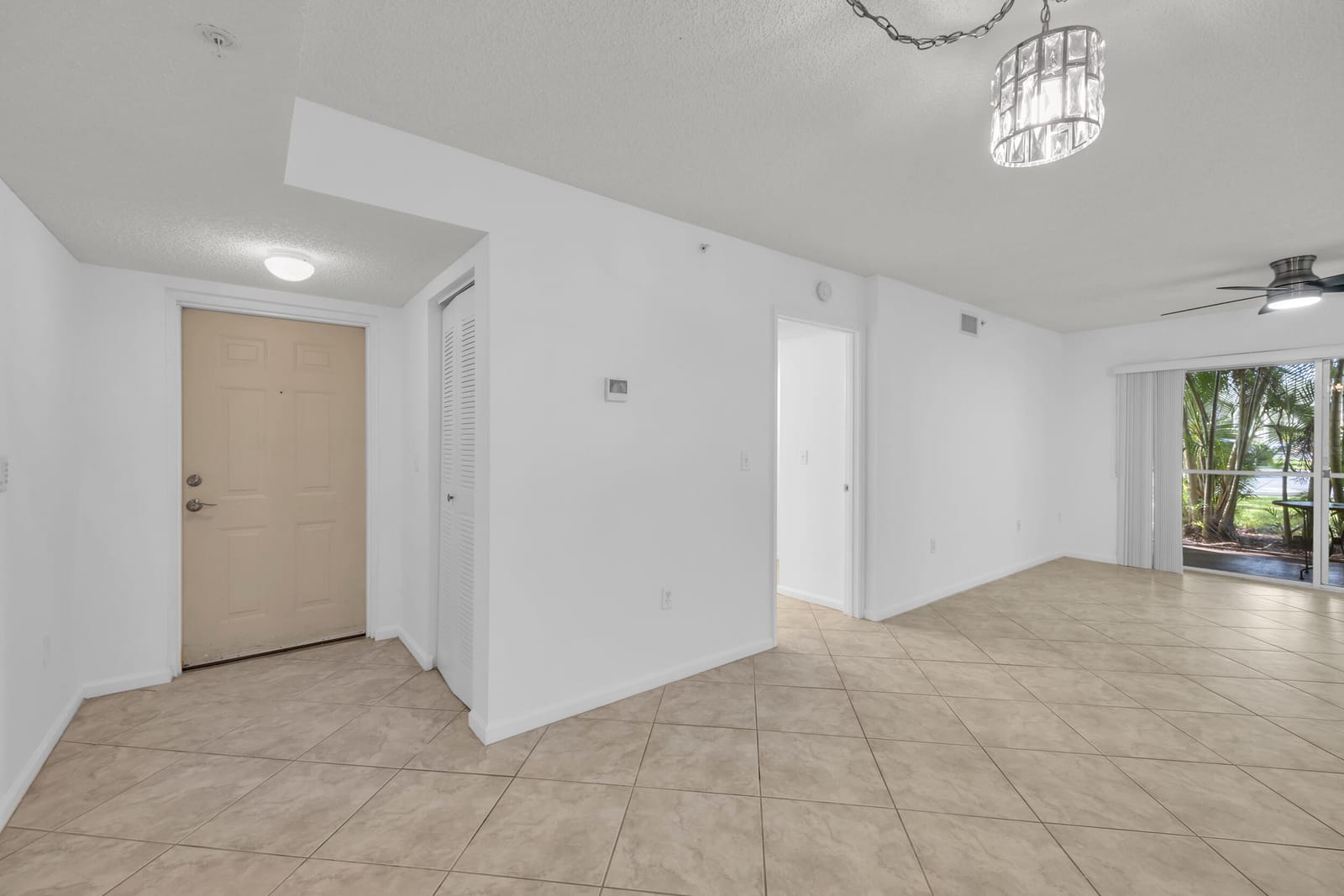 242 Village Boulevard 2110, Tequesta, FL 33469 photo 3