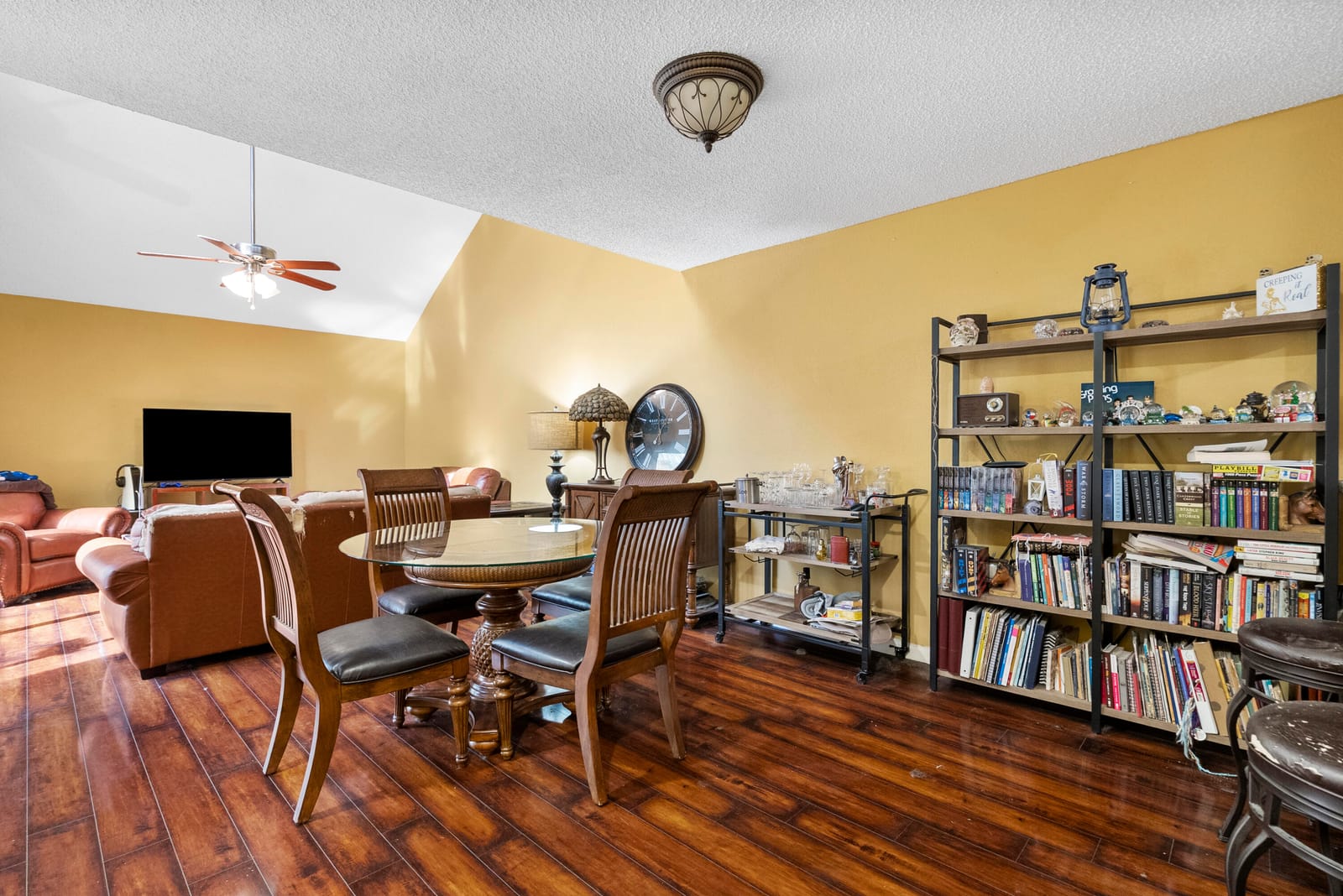 1100 SE Mitchell Avenue 101 — photo 5