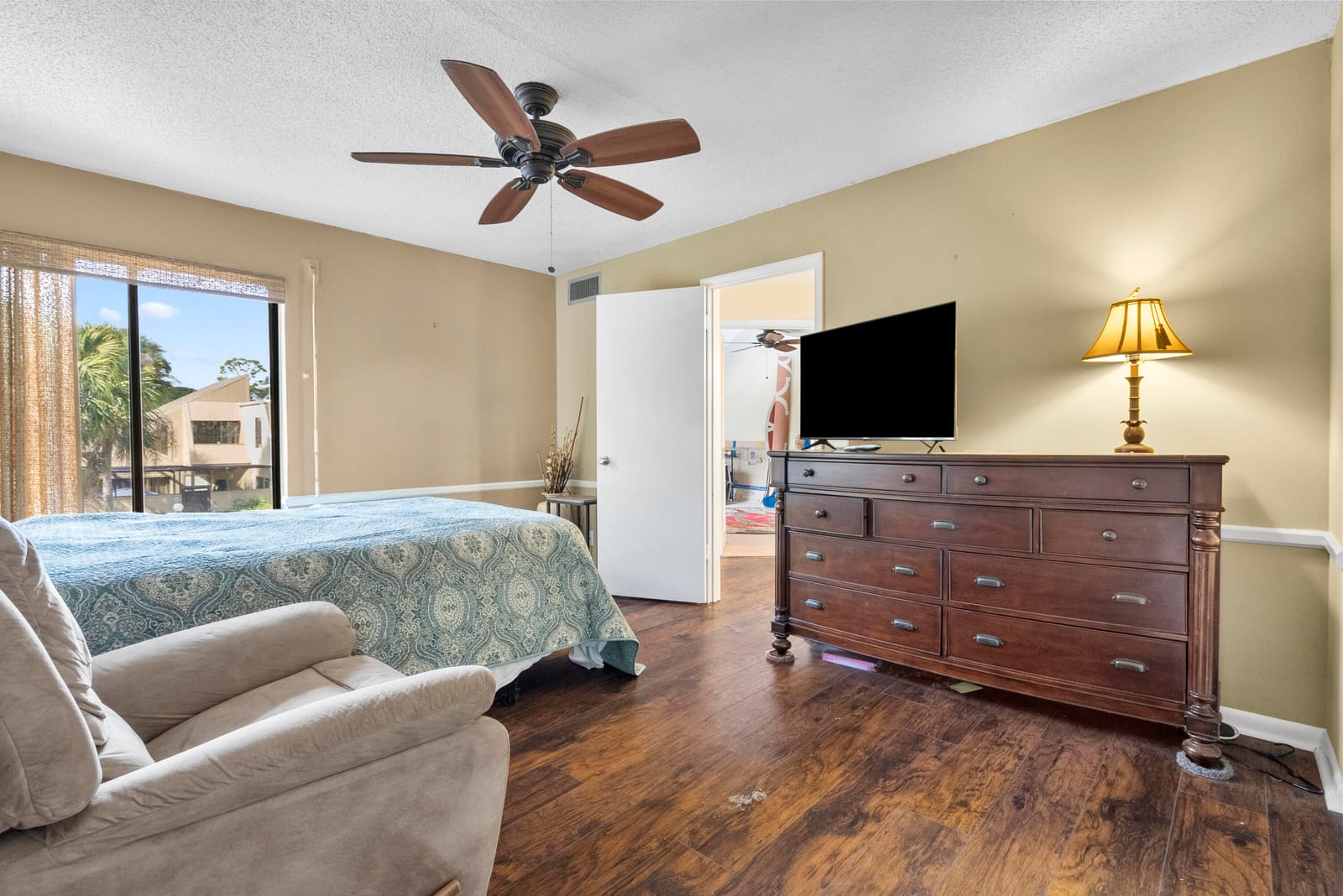 1100 SE Mitchell Avenue 101 — photo 10
