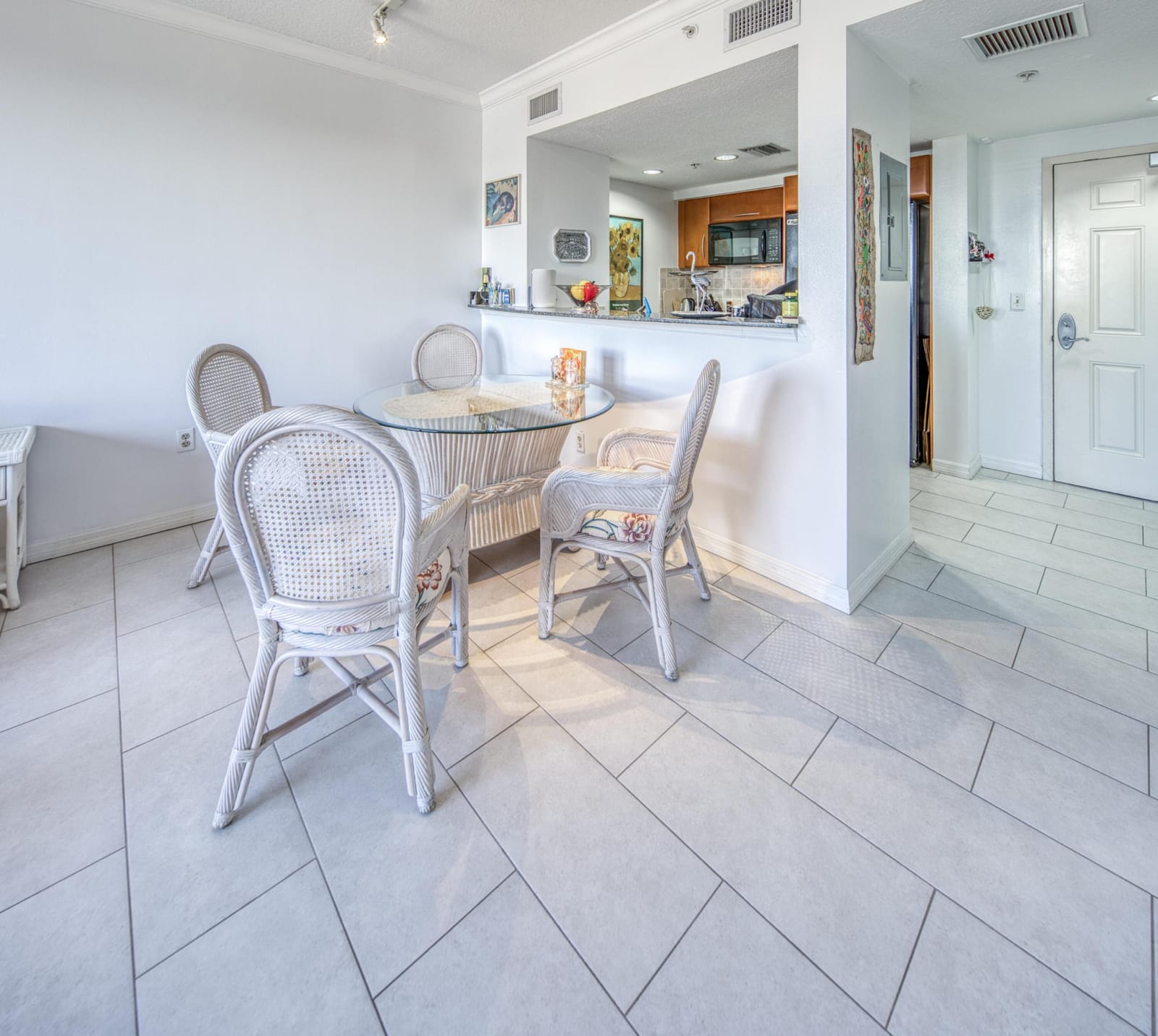 511 Lucerne Avenue 314, Lake Worth Beach, FL 33460 photo 5