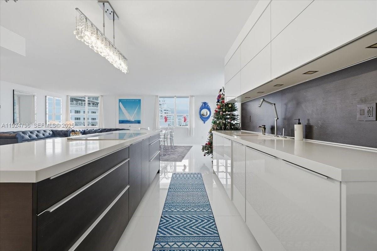 100 Lincoln Road 747, Miami Beach, FL 33139 photo 12