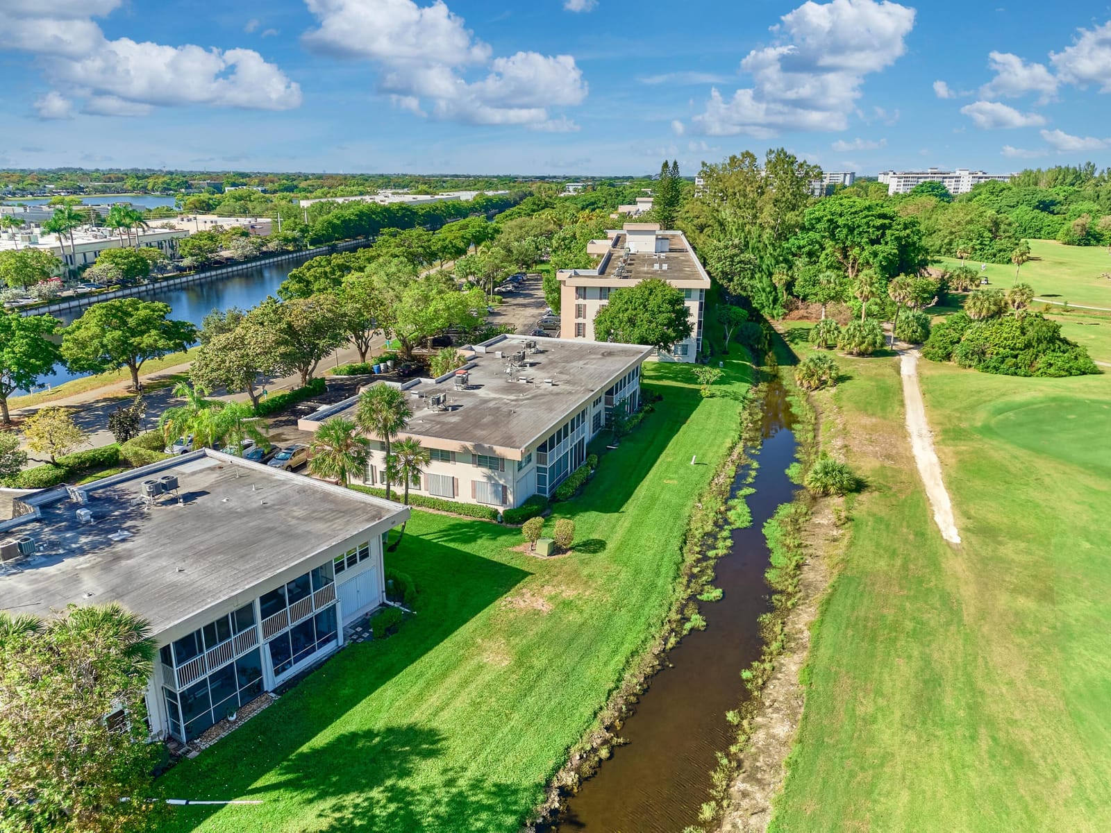 3001 S Palm Aire Drive 107 — photo 10