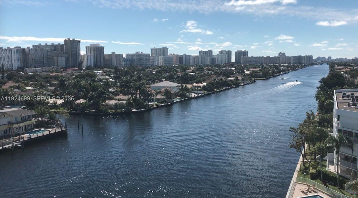 3100 NE 48th Street 914, Fort Lauderdale, FL 33308