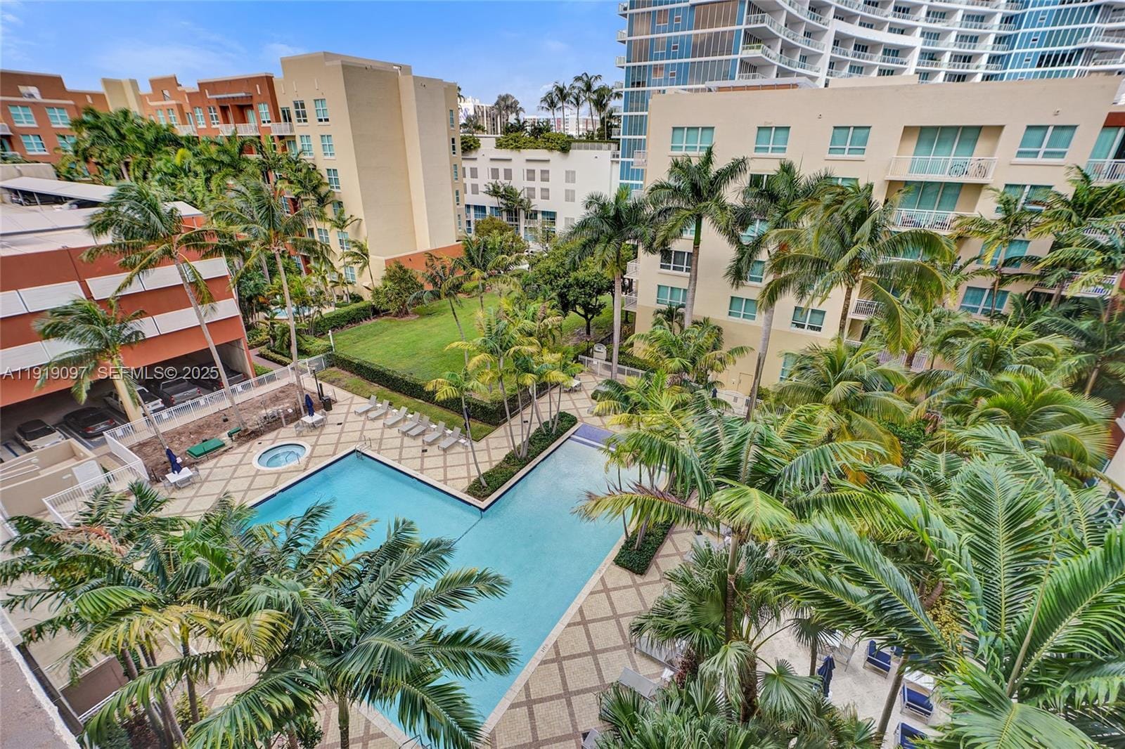 2000 N Bayshore Drive 605, Miami, FL 33137 photo 12