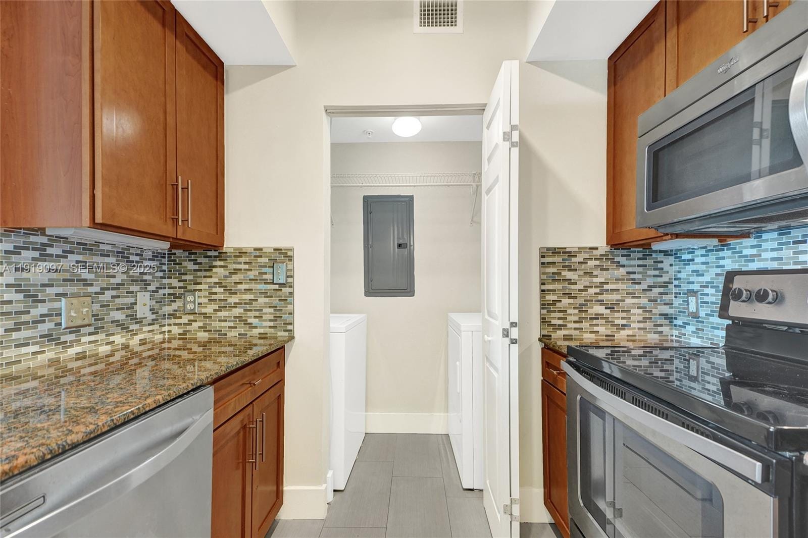 2000 N Bayshore Drive 605, Miami, FL 33137 photo 15