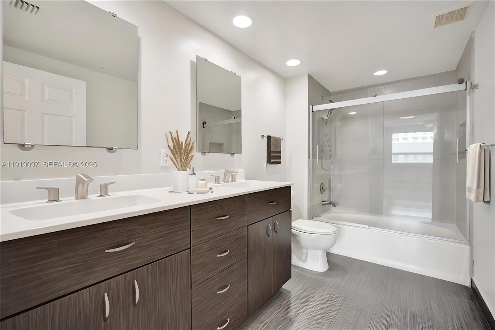 2000 N Bayshore Drive 605, Miami, FL 33137 photo 6