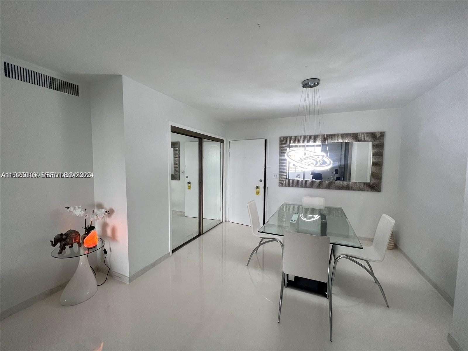 5555 Collins Avenue 7T, Miami Beach, FL 33140 photo 15