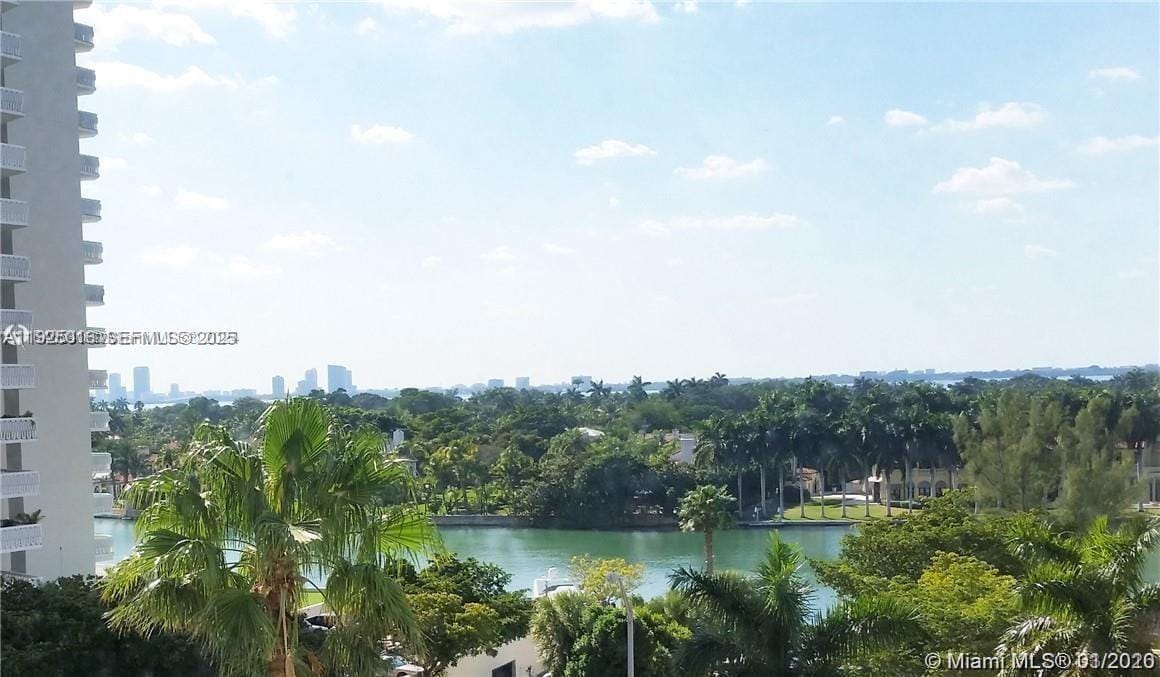 5555 Collins Avenue 7T — photo 3