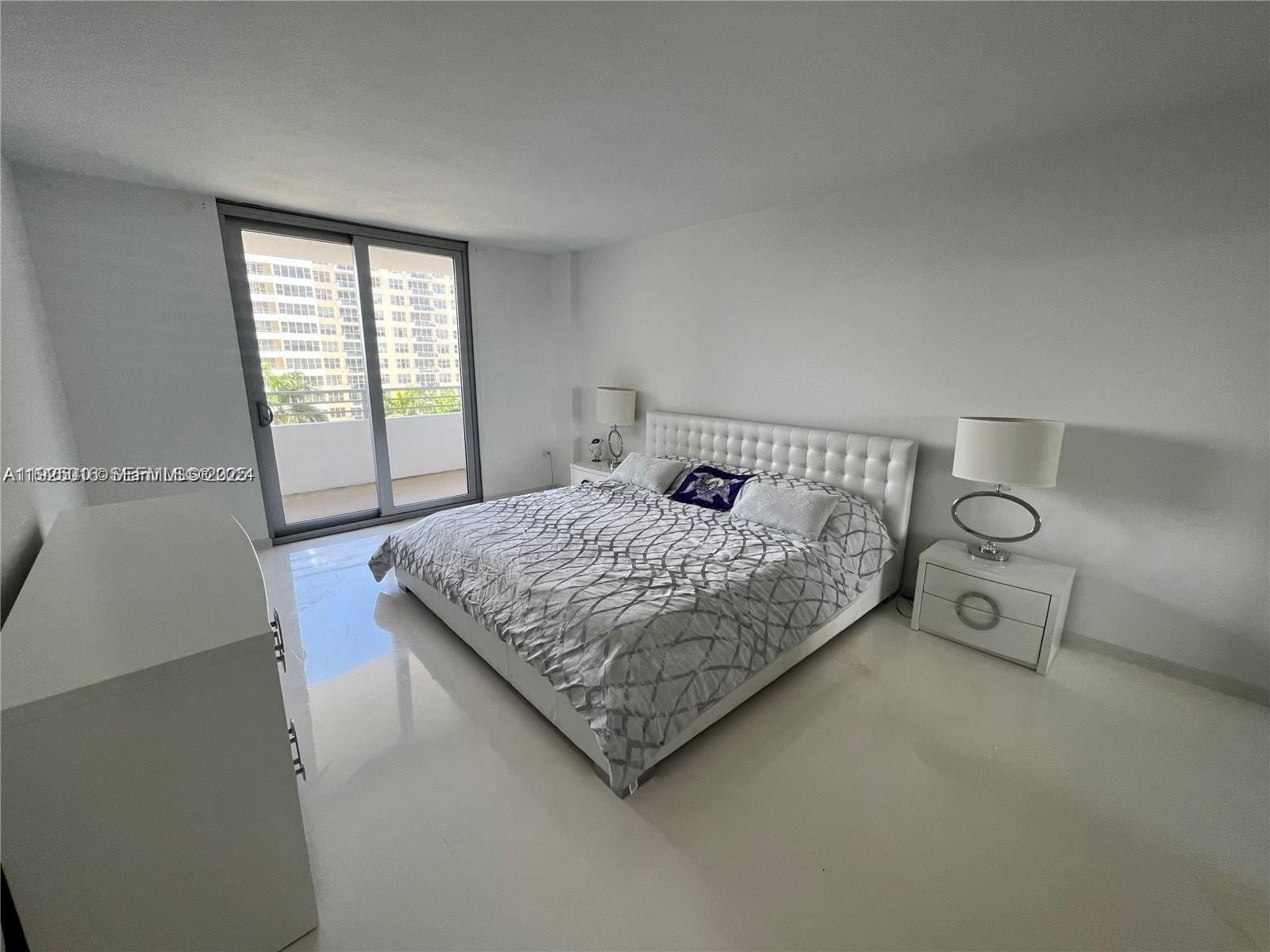 5555 Collins Avenue 7T, Miami Beach, FL 33140 photo 24