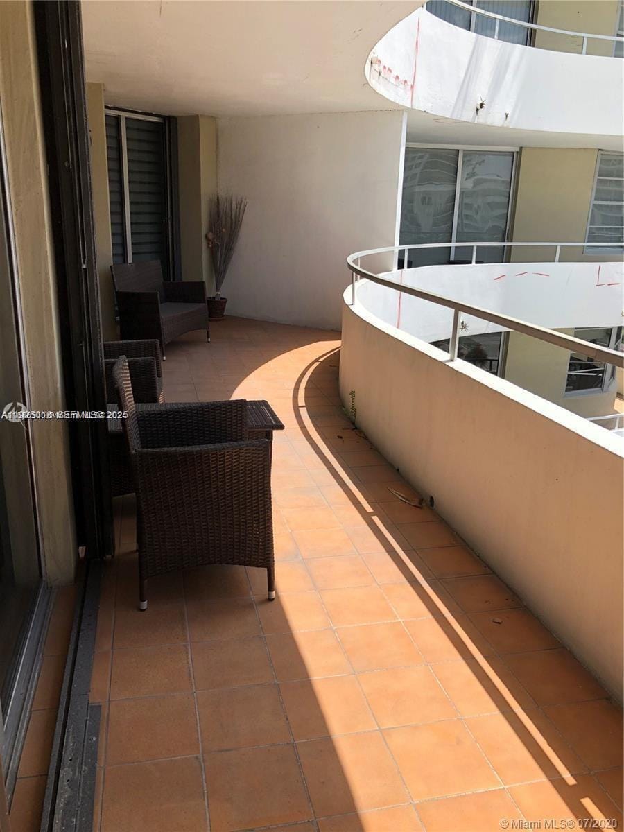 5555 Collins Avenue 7T — photo 10