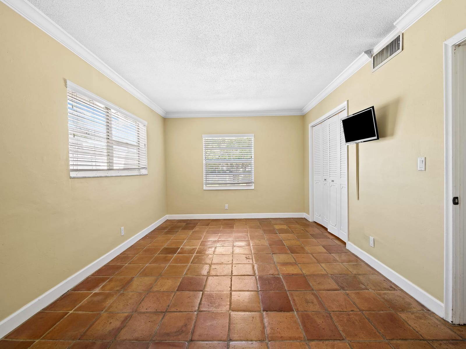 1640 NE 4th Place, Fort Lauderdale, FL 33301 photo 15