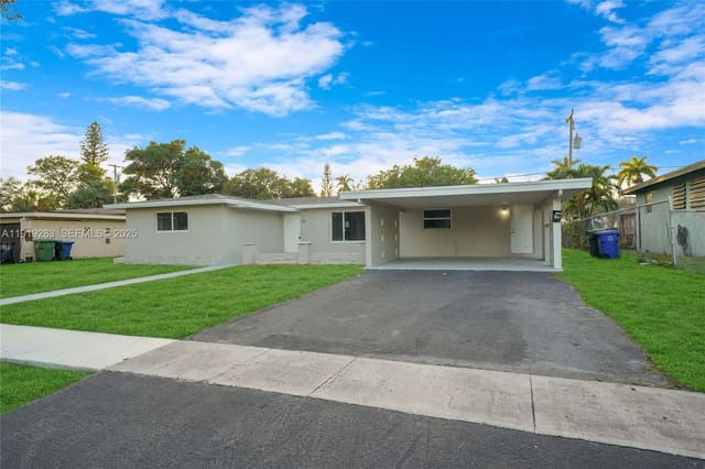 1111 SW 39th Avenue, Fort Lauderdale, FL 33312