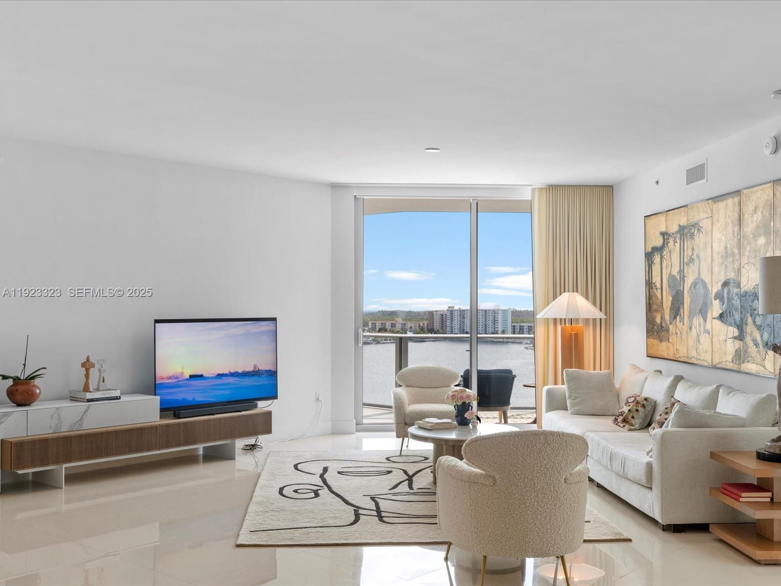 17111 Biscayne Boulevard 1104 — photo 2