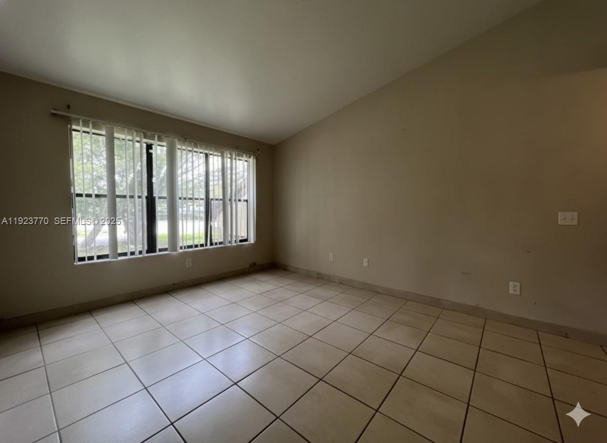 4201 W Mcnab Road 15, Pompano Beach, FL 33069 photo 9