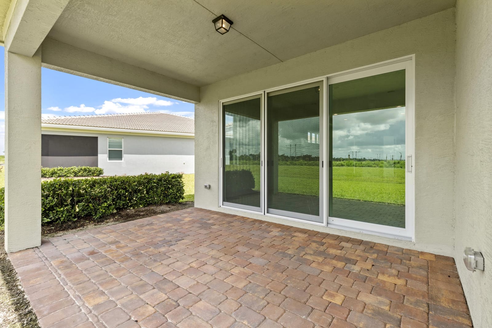 26017 SW Viterbo Way — photo 8