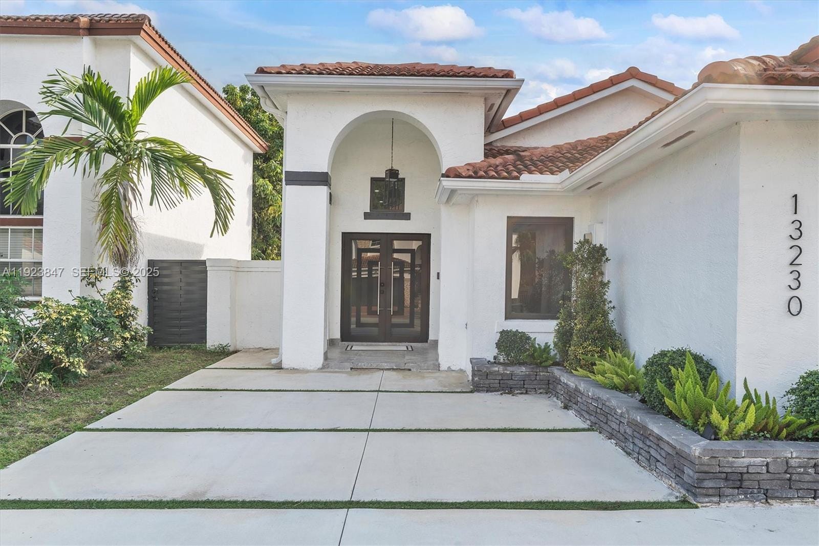 13230 NW 11th Terrace, Miami, FL 33182 photo 3