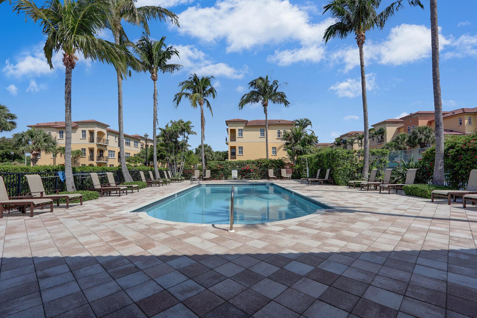 153 Ocean Bay Drive — photo 4