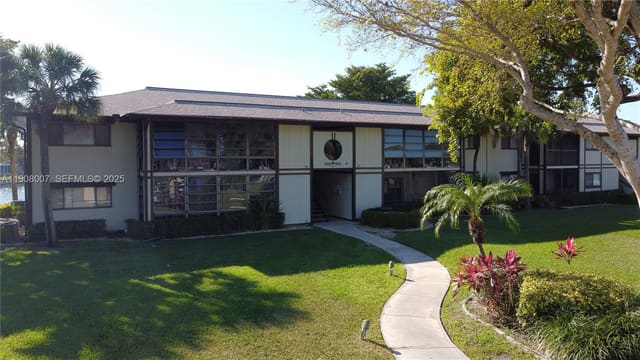 9503 W Mcnab Road 201, sold in Tamarac Gardens Condomini, Tamarac, FL