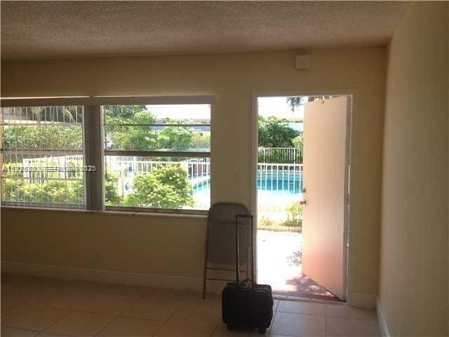 241 SE 9th Avenue 106 — photo 7