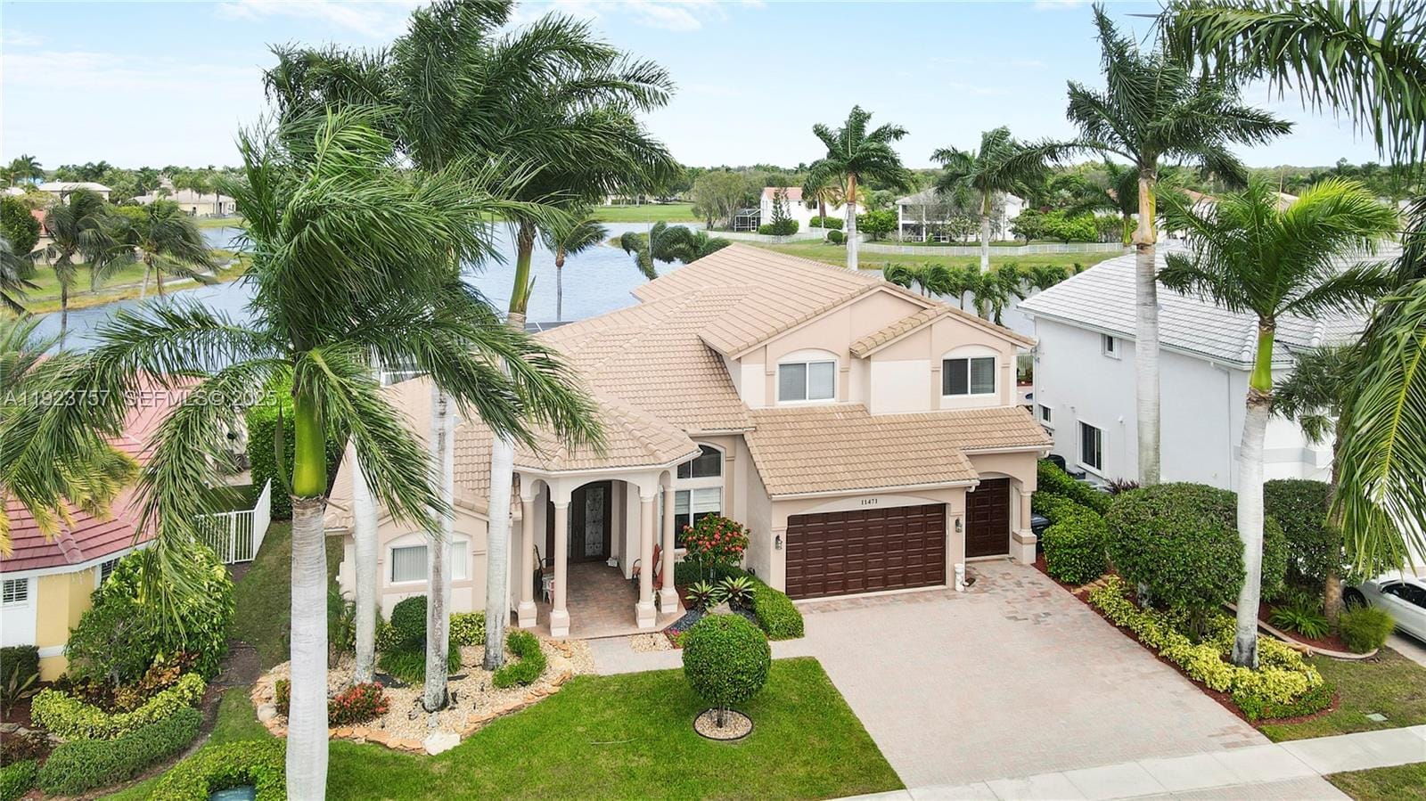 11471 Paradise Cove Lane, Wellington, FL 33449 photo 2