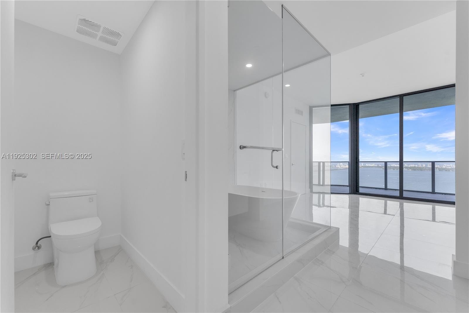 700 NE 24th Street 4402, Miami, FL 33137 photo 17
