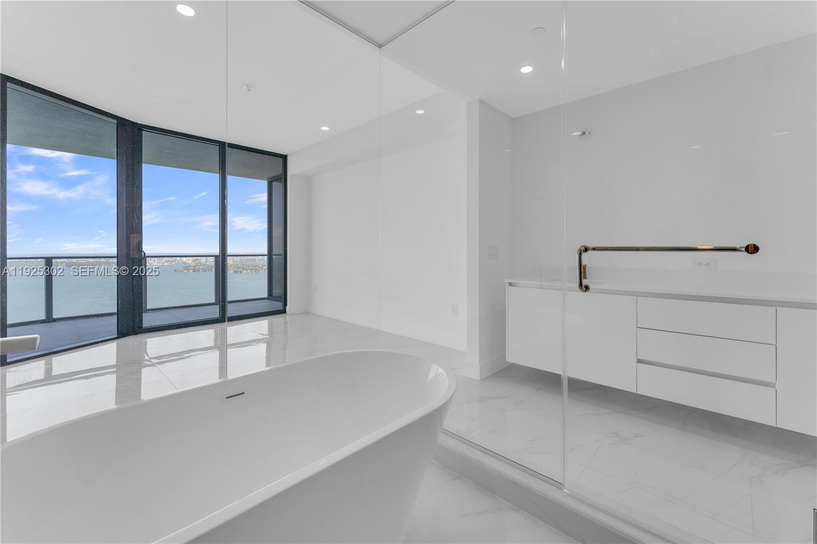 700 NE 24th Street 4402, Miami, FL 33137 photo 18