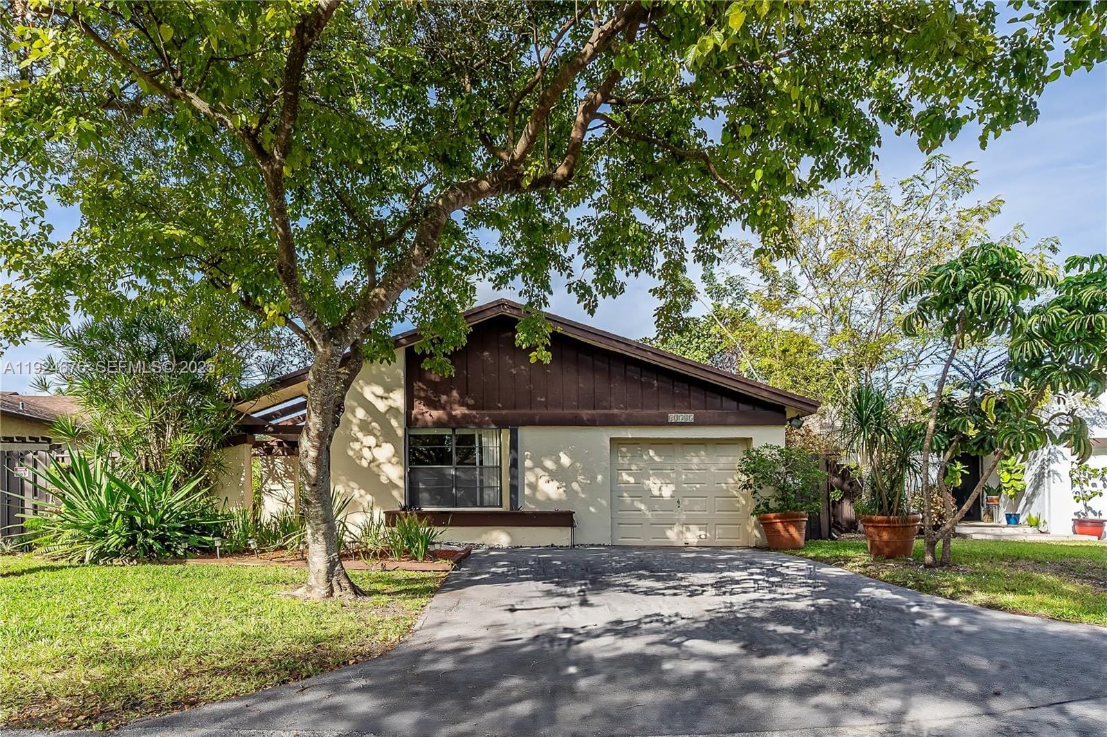 13585 SW 114th Terrace, Miami, FL 33186