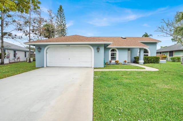 1068 Northumberland Court, sold in Greenview Shores, Wellington, FL