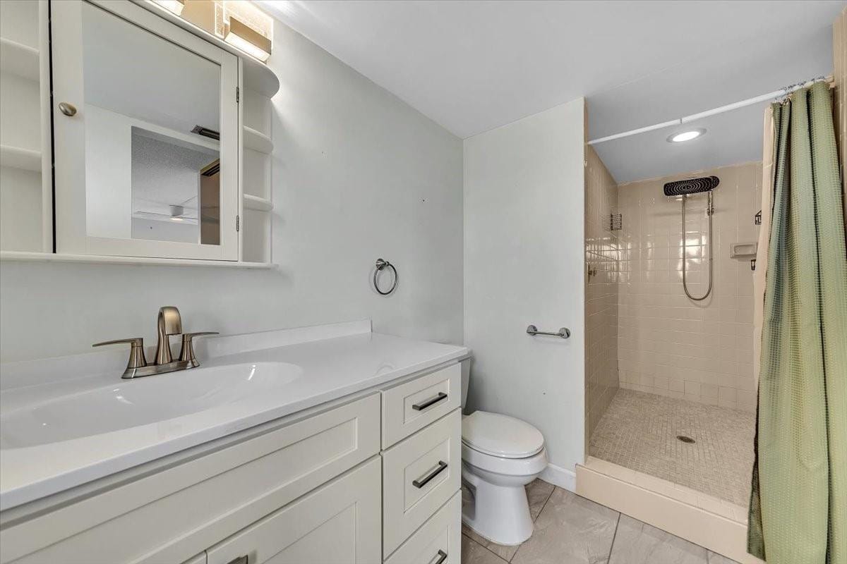 2112 S Cypress Bend Drive 508, Pompano Beach, FL 33069 photo 27