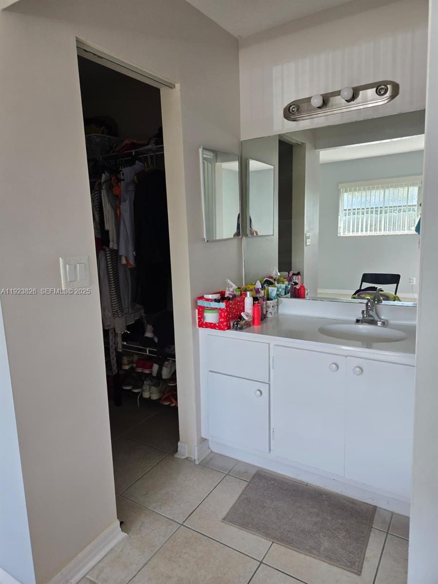 7837 Golf Cir Drive 310 — photo 3